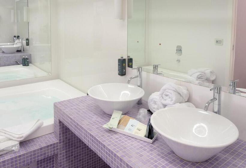 سوییت, Ariha Hotel Cosenza