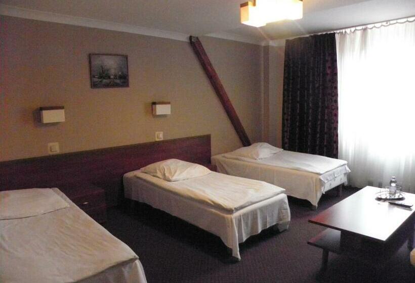 スタンダードトリプルルーム, Motel Tower