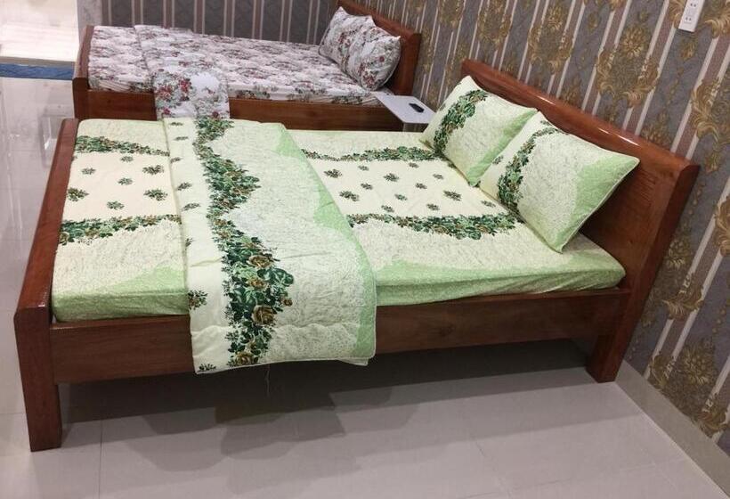 اتاق استاندارد چهار تخته, Khách Sạn Hương Sen Sa đéc