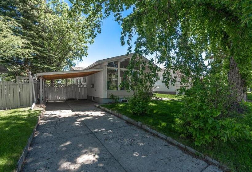 ویلای استاندارد با چشم‌انداز باغ, V Home By Heritage Park And Glenmore Reservoir