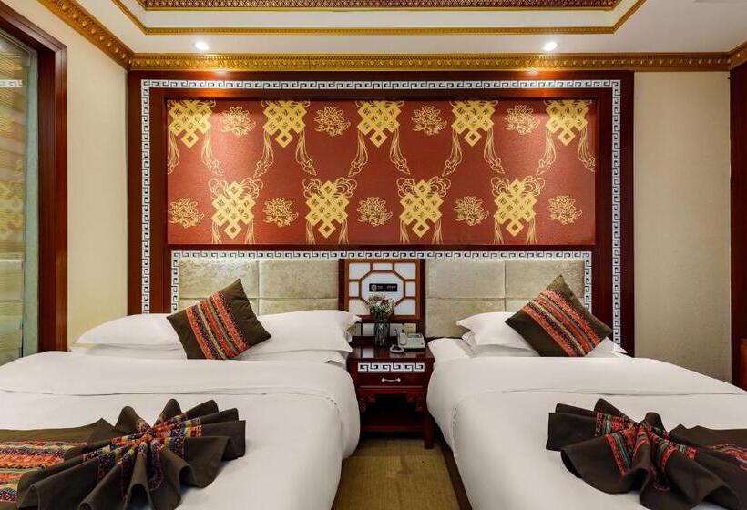Номер Стандарт Трехместный, Floral Hotel · Shangri La Blue Sky
