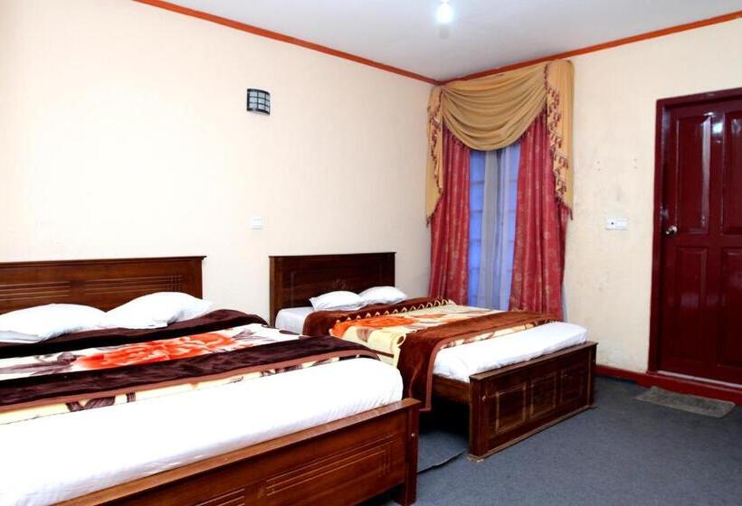 Standard Triple Room, Sydney Rest