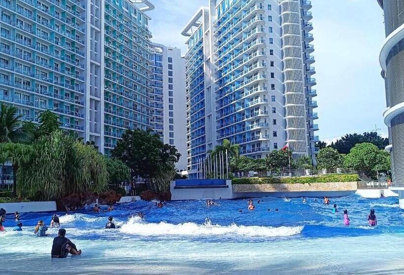 스탠다드 스튜디오, Azure Urban Resort Bahamas Tower