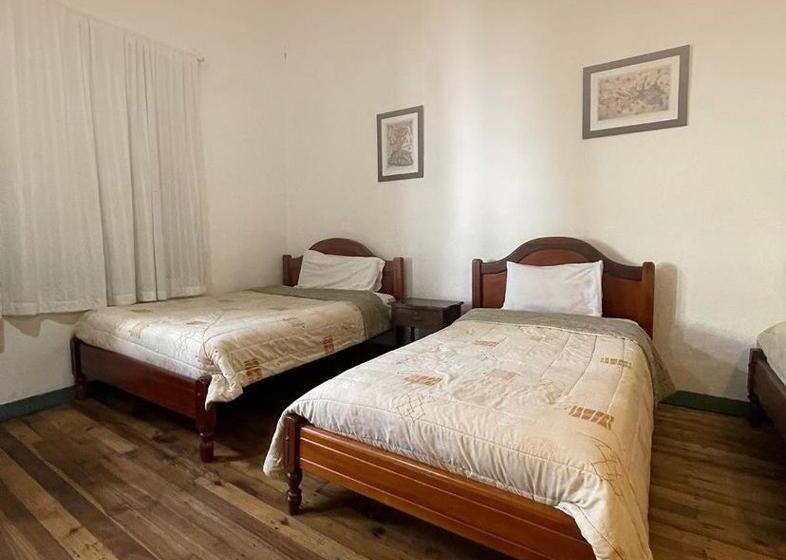 اتاق خانوادگی, Casa Macondo