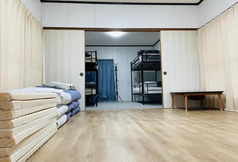 Семейный Номер, 悠客山荘