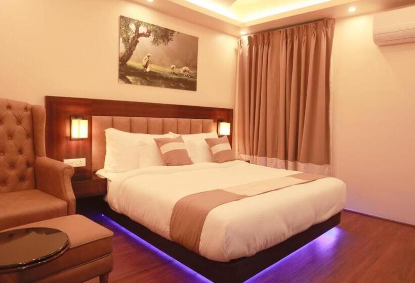 Номер Deluxe Кровать Кинг, Xcelsior Hotel & Spa