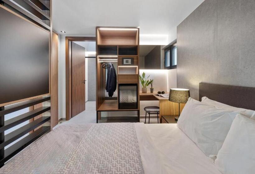 Четырехместный Номер Стандарт, 3 Vie Restaurant & Rooms