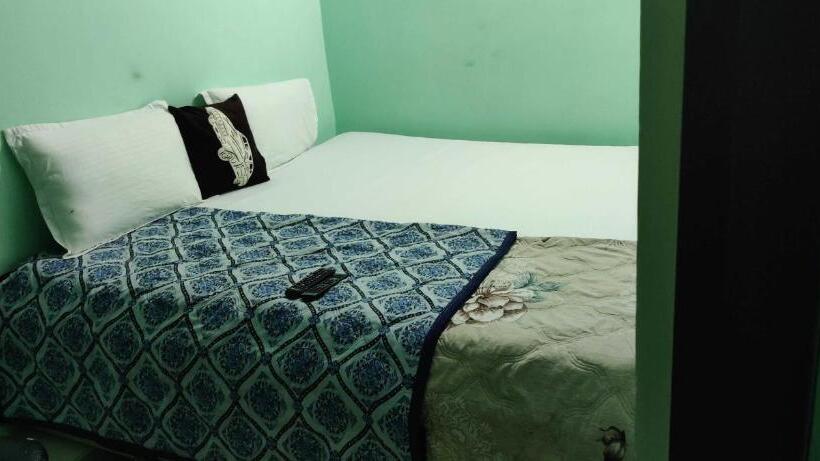 三人经典房间, Oyo Sushila Devi Guest House