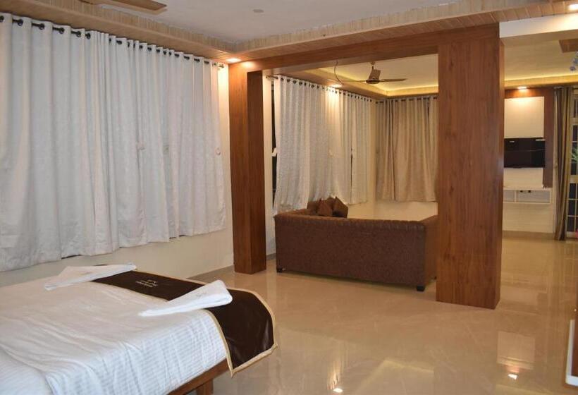 高级套房, Sea Luxe Beach Resort