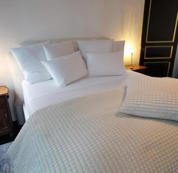 سوییت خانوادگی, Chantilly Townhouse