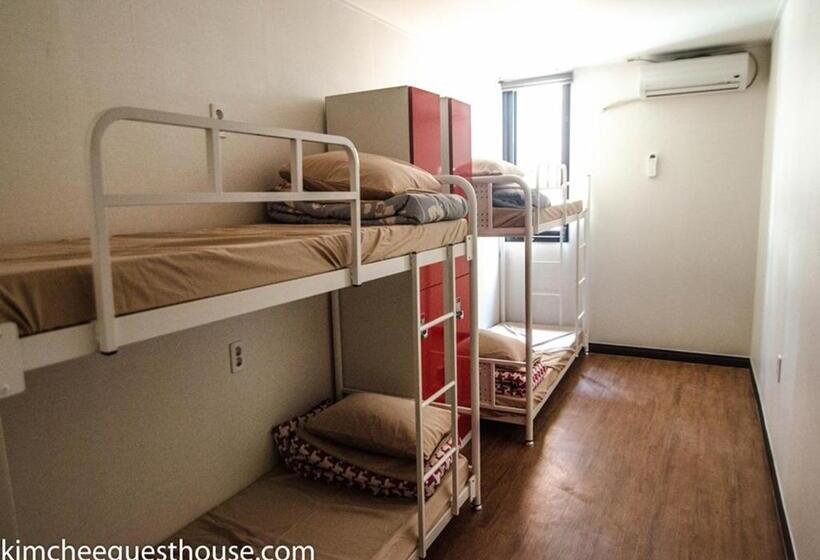 浴室共有スタンダード４人用ルーム, Kimchee Busan Downtown Guesthouse