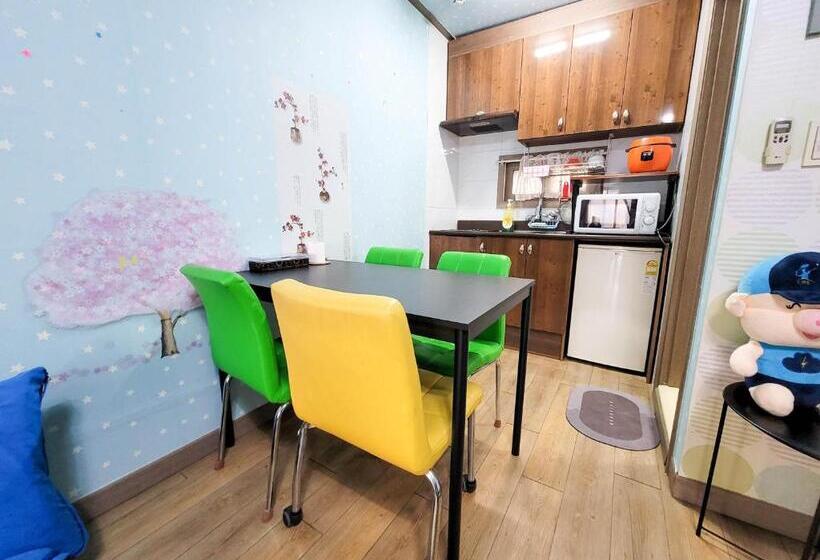 Номер Стандарт Вид на Сад, Jun Live Pension In Gangwha