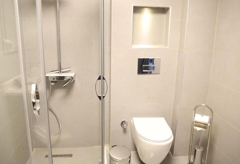 Номер Стандарт, The Yalı Konak Hotel İzmir