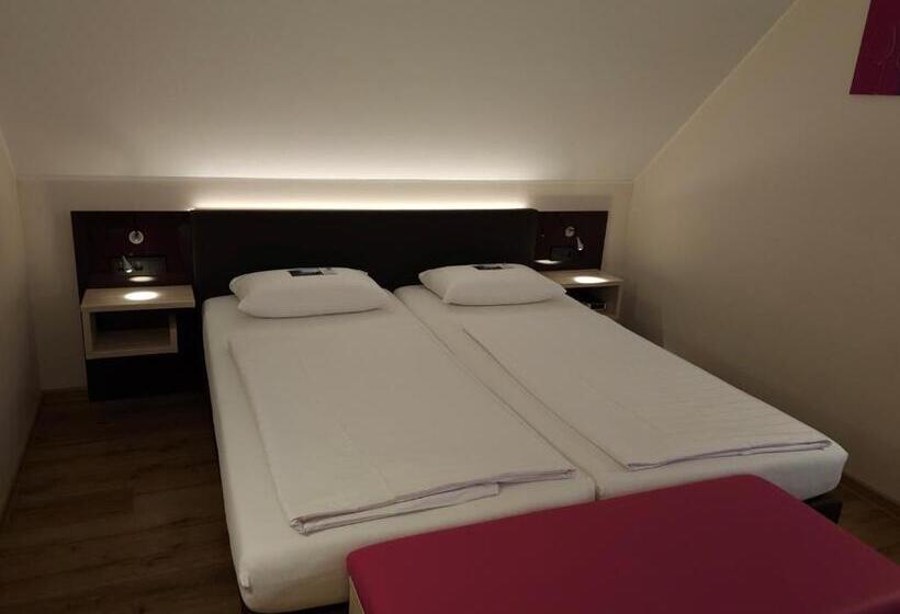 Номер Стандарт, Weinhotel Restaurant Klostermühle