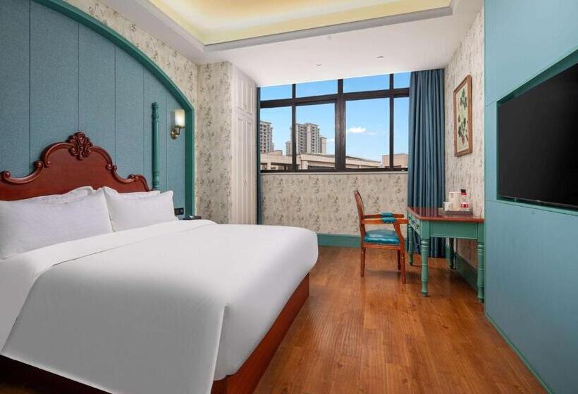 Номер Deluxe Кровать Кинг, Days Inn By Wyndham Chongqing Tongliang