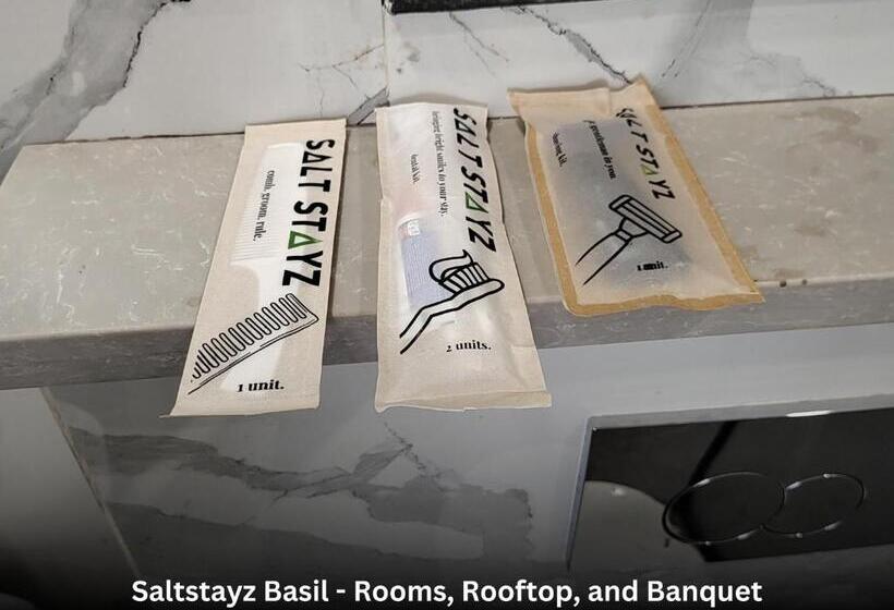 带大床的标准间, Saltstayz Basil   Near Golf Course Road & Extension Road