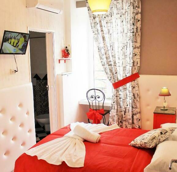 اتاق استاندارد, I Love Piramide