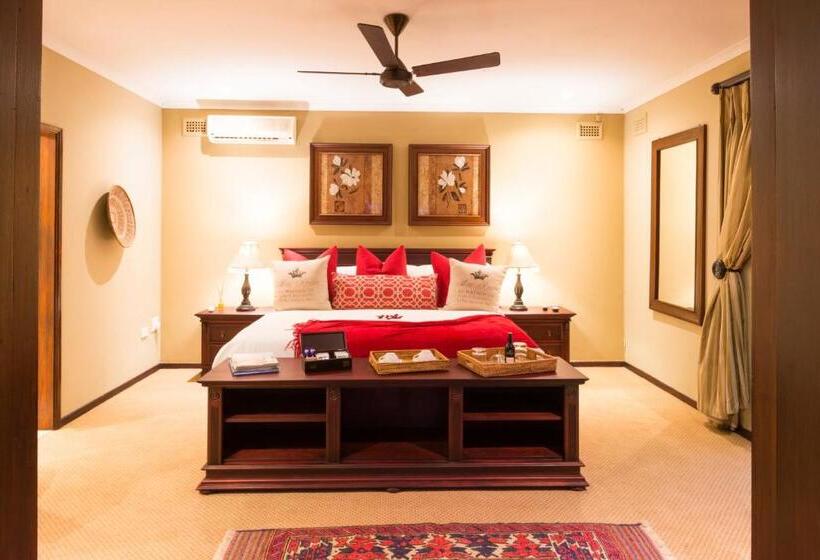 Suite, Five Burnham Guest House