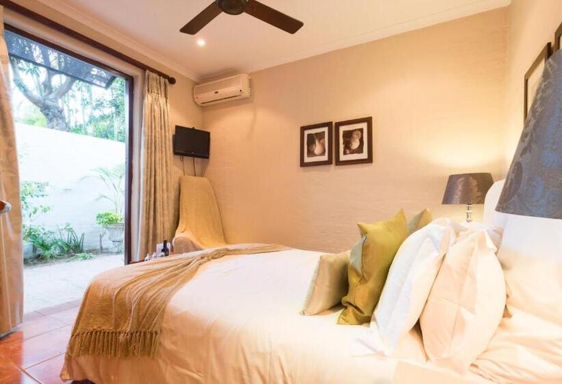 Quarto Estandar, Five Burnham Guest House
