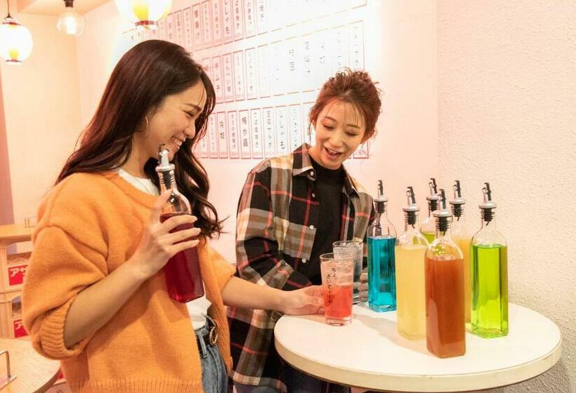 共用浴室的经济型房间, Roots Hostel