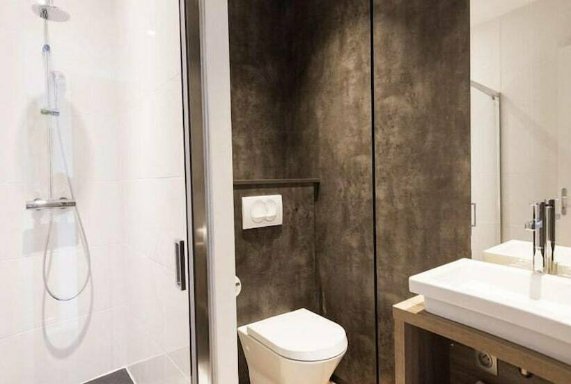 Номер Стандарт Адаптированный для Инвалидов, Hôtel Les Poteaux Carrés