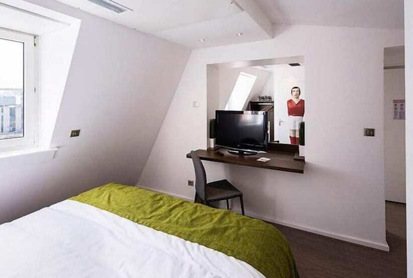سوییت جونیور, Hôtel Les Poteaux Carrés