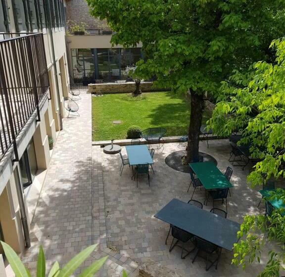 Полулюкс Одноместный с Террасой, La Magnanerie De L'isle B&b