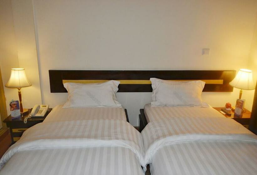 Standard Room, Magnificat