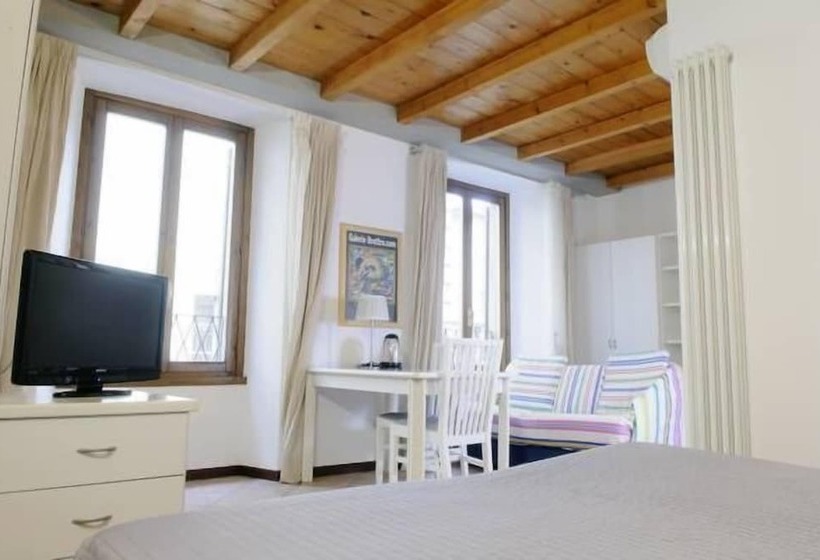 استودیوی استاندارد, Residence Diaz