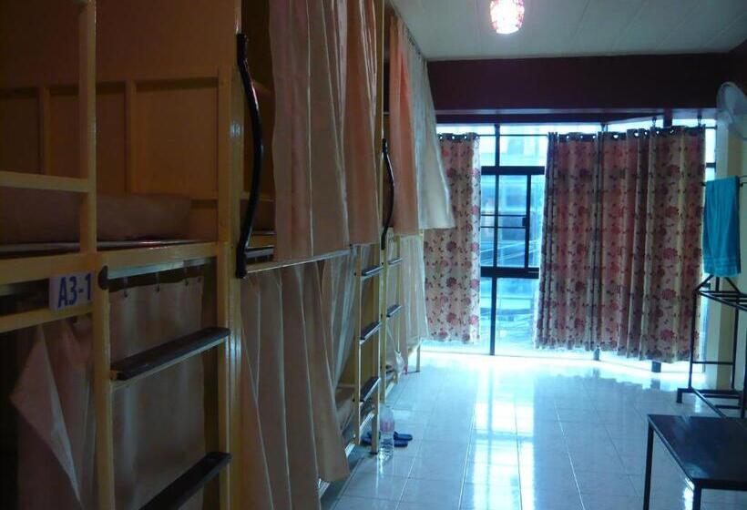 家庭间, 168 Chiang Mai Guesthouse