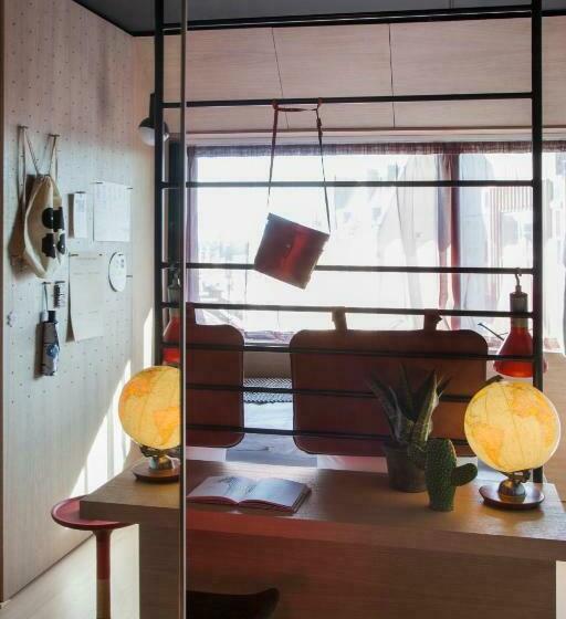 디럭스 룸 킹사이즈 침대, Hobo Hotel Stockholm