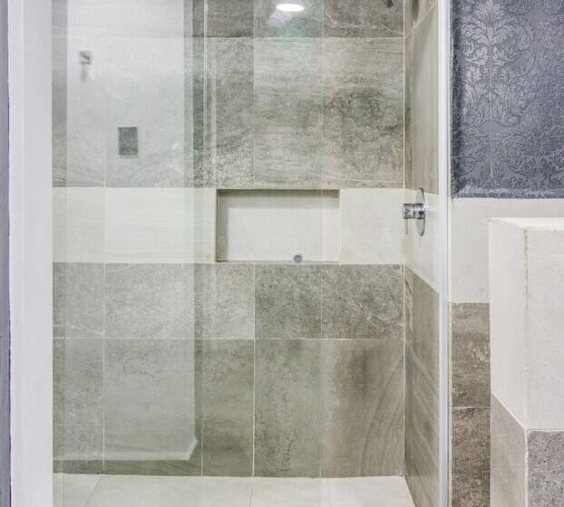 Habitación Superior, Vn