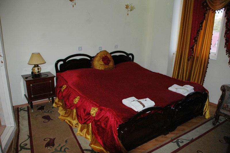 اتاق استاندارد, Edemi