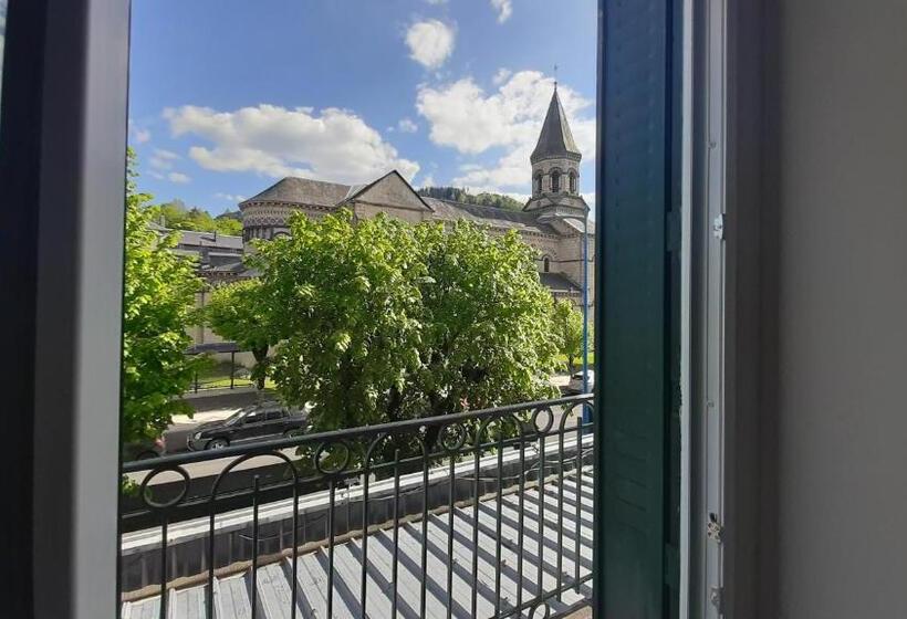 غرفة ديلوكس, Le Genève