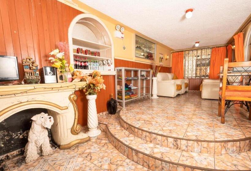 Четырехместный Номер Стандарт, Hostal Cleofe Arequipa