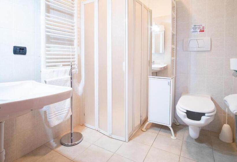 آپارتمان 2 خوابه با بالکن, Beverly Park Residence