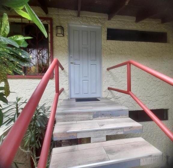 Négyágyas Standard Szoba, Coyaba Tropical Elegant Adult Guesthouse