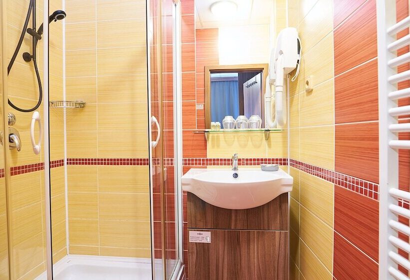 四人标准间, Wellness Hotel Kocanda