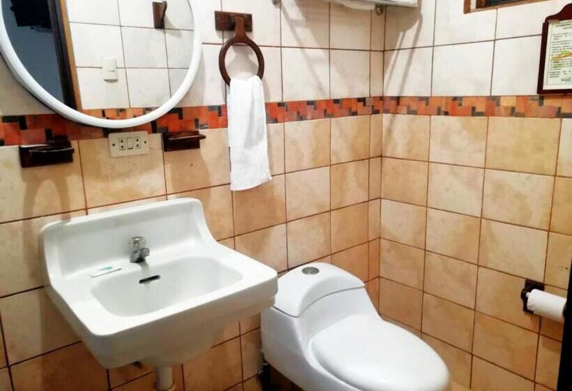 غرفة قياسية سرير كينج, Pacande B&b