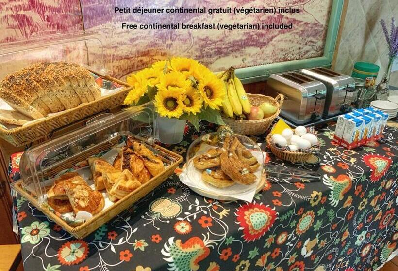 디럭스 룸, Auberge Le Lupin Self Check In