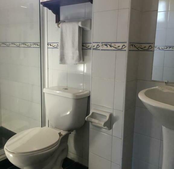 اتاق سوپریور, Ocean Taganga Internacional