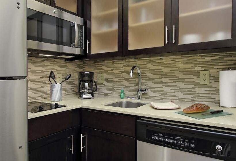 Люкс 2 Спальни, Staybridge Suites   Odessa   Interstate Hwy 20, An Ihg
