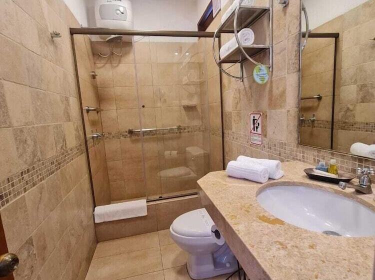 Номер Стандарт Вид на Бассейн, El Molino Hotel Y Restaurant