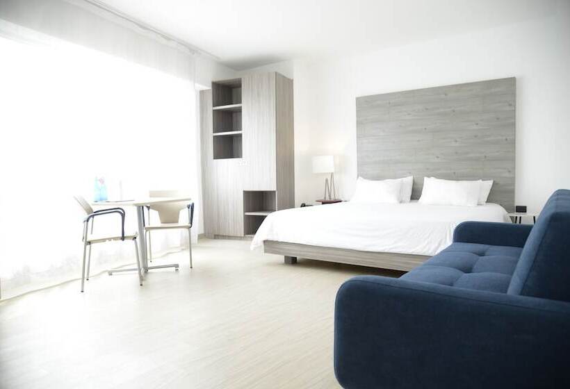 Estudio Familiar, Viaggio Medellin Grand Select