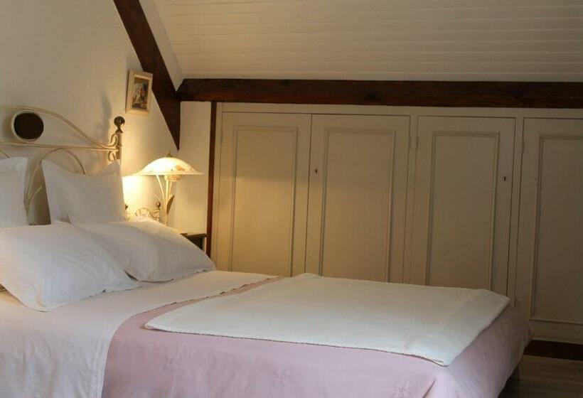 Номер Стандарт Трехместный, Chambres D Hôtes La Brillève