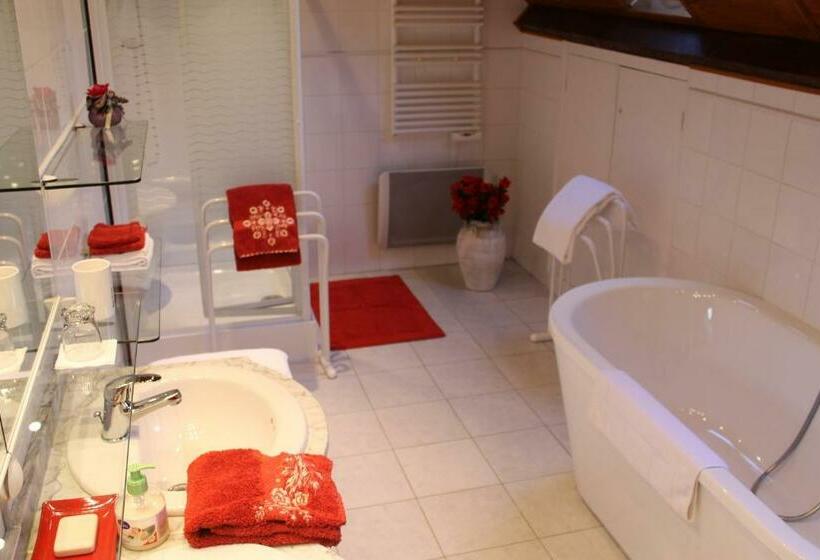 Трехместный Номер Комфорт, Chambres D Hôtes La Brillève