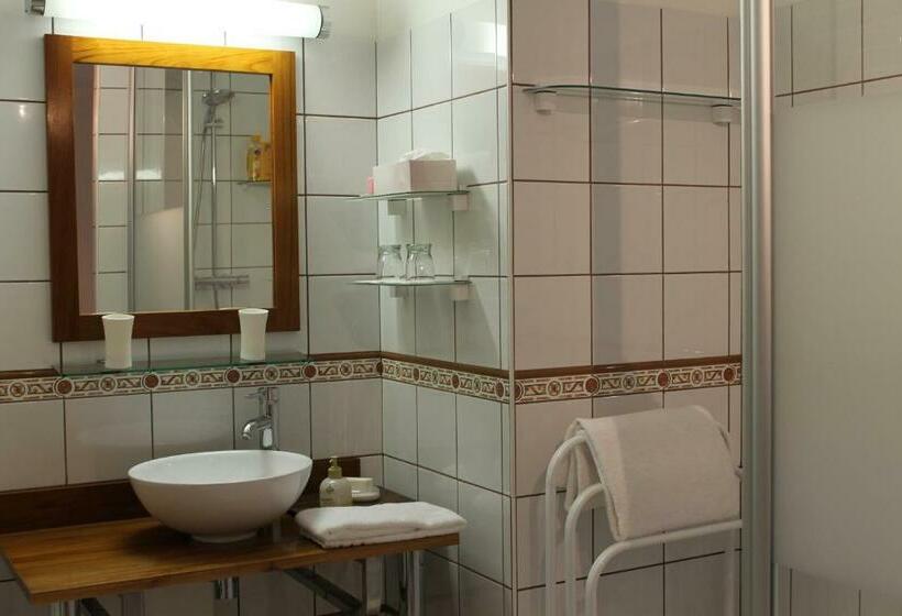 Номер Стандарт Трехместный, Chambres D Hôtes La Brillève