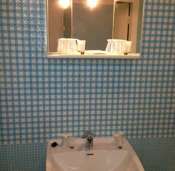 标准间, Du Rempart