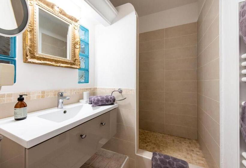 Апартаменты 2 Спальни, La Bergerie