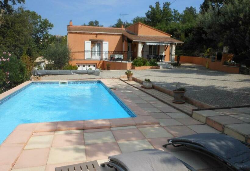 Семейный Номер, La Villa Sam